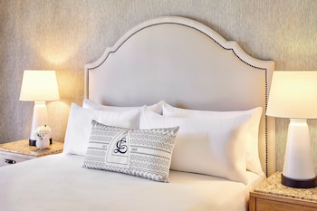 Room, 1 King Bed (Resort)