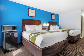 Standard Room, 2 Queen Beds, Non Smoking