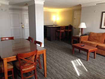 Junior Suite, 1 King Bed