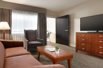 Suite, 1 Bedroom, Accessible, Non Smoking (Roll-in Shower)