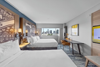 Standard Room, 2 Double Beds, River View