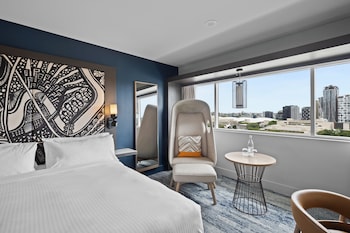 Premium Room, 1 King Bed