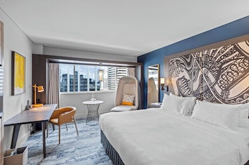 Standard Room, 1 Queen Bed