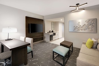 Premium Suite, 2 Queen Beds, Accessible (Roll-In Shower)