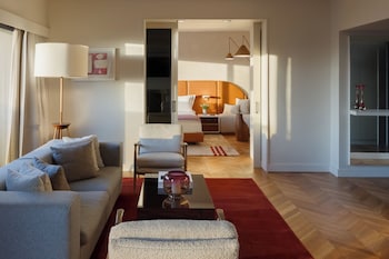 Suite (Sixty Suite)