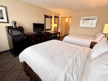 Standard Room, 2 Queen Beds, Accessible (Communications, Mobility)
