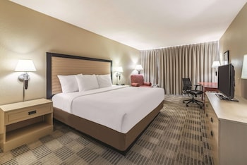 Room, 1 King Bed, Accessible, Non Smoking (Mobility/Hearing Impaired Accessible)