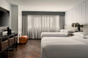 Club Room, 2 Queen Beds