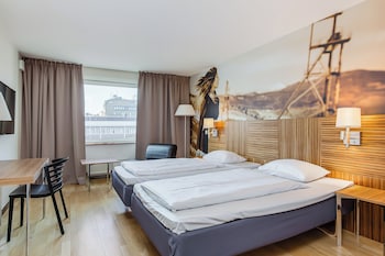 Twin Room, Non Smoking (Compact)