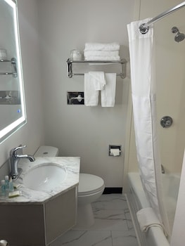 Room, 2 Queen Beds, Non Smoking