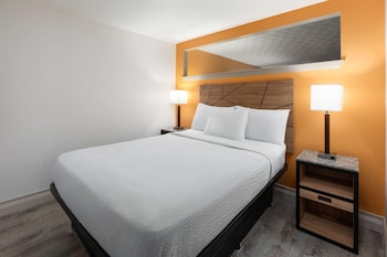 Suite, Multiple Beds, Non Smoking