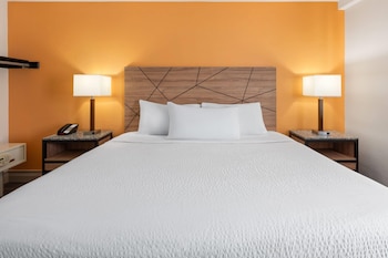Room, 1 King Bed, Non Smoking