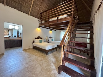 Poolside Suite