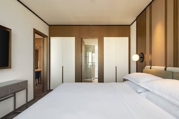 Mediterranean Suite