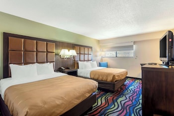 Room, 2 Queen Beds, Non Smoking