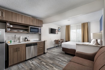 Suite, 1 Queen Bed with Sofa bed, Non Smoking (Efficiency, Upgrade)