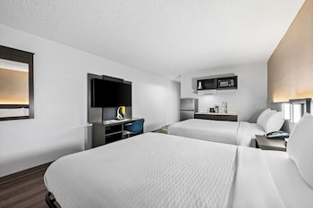 Room, 2 Queen Beds, Accessible, Non Smoking