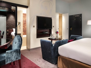 Luxury Room, 1 King Bed