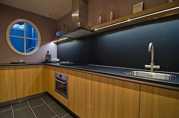 Suite, 1 King Bed (Canal House)