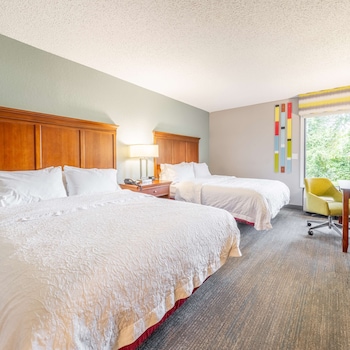 Two Queen Beds, Non-Smoking