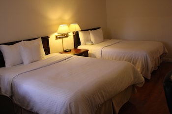 Room, 2 Queen Beds, Non Smoking
