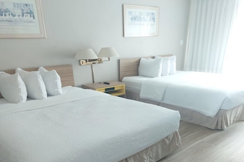 Suite, 2 Queen Beds, Non Smoking