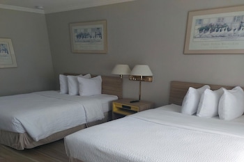 Room, 2 Queen Beds, Non Smoking