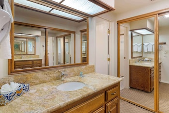 Suite, Multiple Beds, Non Smoking, Kitchen (with Sofabed)