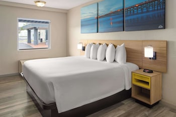 Room, 1 Queen Bed, Non Smoking
