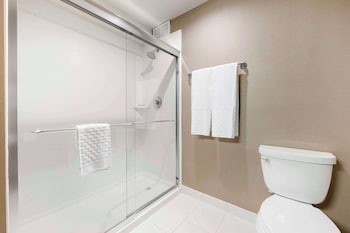 Standard Room, 1 Queen Bed, Non Smoking, Park View