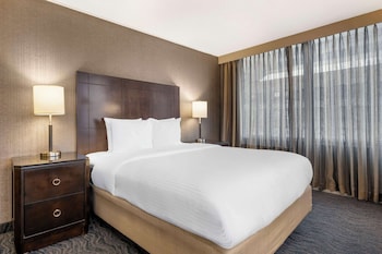 Standard Room, 1 Queen Bed, Non Smoking, Park View