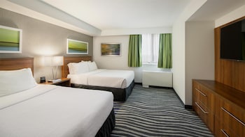 Suite, 2 Queen Beds, Non Smoking (Walk-in Shower;with Sofabed)