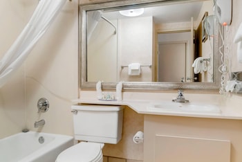 Room, 1 King Bed, Non Smoking (Upgrade)