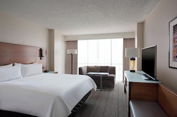 Room, 1 King Bed, Balcony (Hearing Accessible, View)