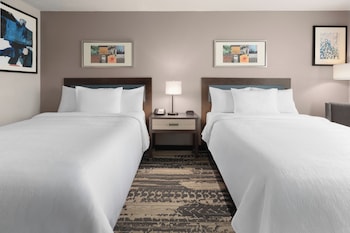 Room, 2 Queen Beds, Non Smoking