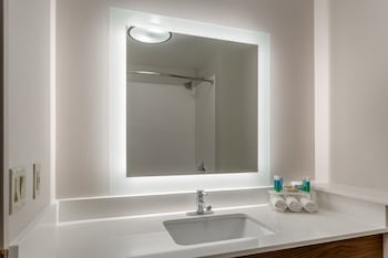 Suite, 1 King Bed, Jetted Tub