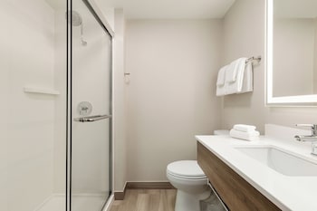 Standard Room, 2 Queen Beds