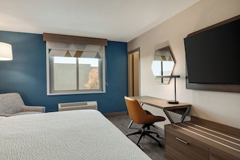 Room, 2 Queen Beds, Accessible (Communications)