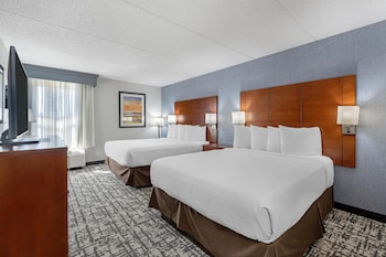 Standard Room, 2 Queen Beds, Non Smoking, Refrigerator