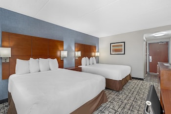 Standard Room, 2 Queen Beds, Non Smoking, Refrigerator