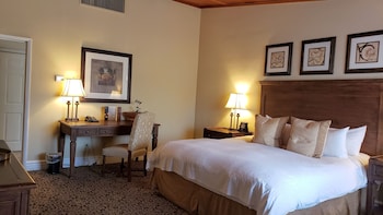 Room, 1 King Bed, Non Smoking, Poolside (Posada)