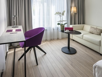 Superior Room, 1 Queen Bed with Sofa bed