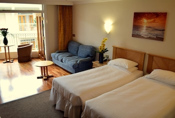 Twin Room, 2 Twin Beds (Atrium)