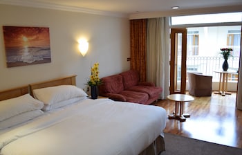 Double Room (Atrium)