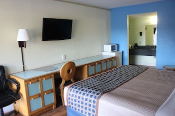 Deluxe Room, 1 King Bed, Non Smoking
