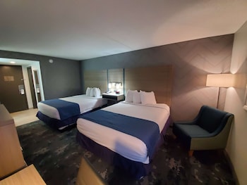 Suite, Multiple Beds, Non Smoking, Refrigerator & Microwave