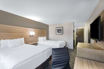 Room, 2 Queen Beds, Non Smoking