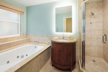 Villa (Mobility Accessible, Roll-In Shower)