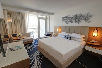 Room, 1 King Bed, Tower