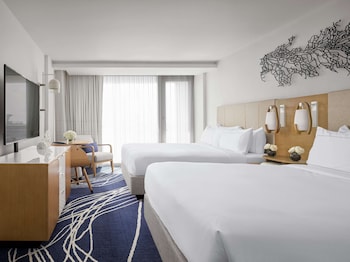 Room, 2 Double Beds, Bay View